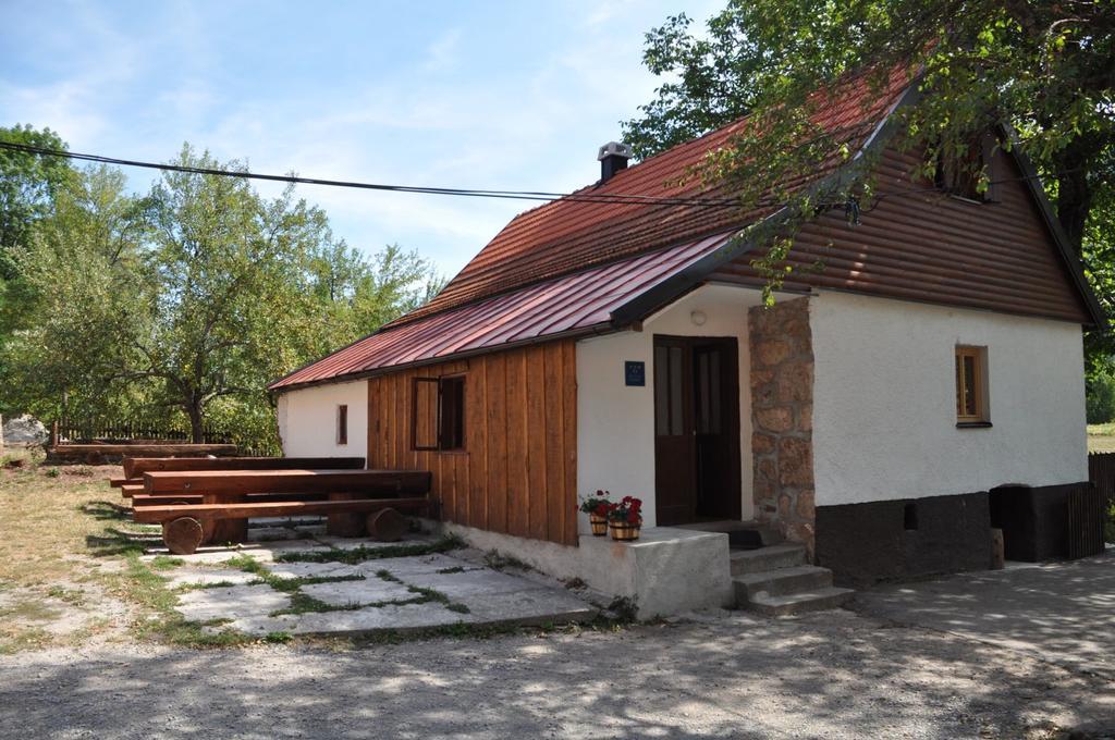Holiday Home Rizvan City Brusane Ngoại thất bức ảnh